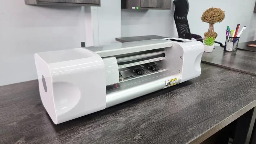 PLOTTER DE CORTE SKYCUT PARA LAMINA PET MICAS DE CELULARES