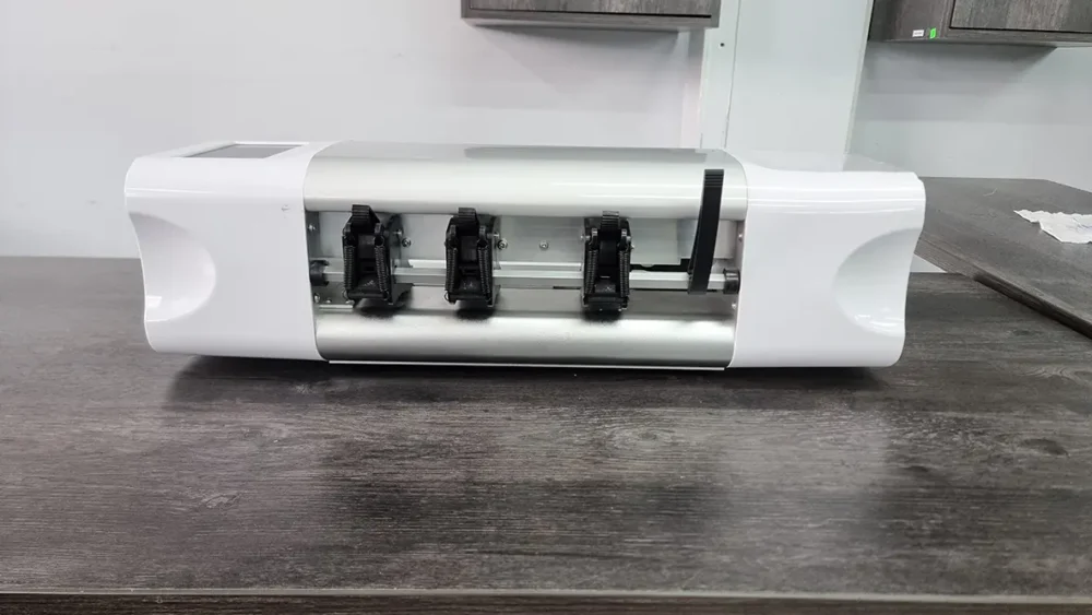 PLOTTER DE CORTE SKYCUT PARA LAMINA PET MICAS DE CELULARES