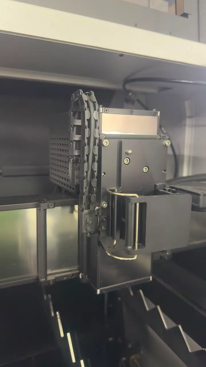 SOLDADORA LASER METALFAB XTOOL CNC 1200W