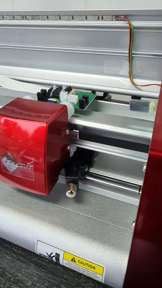 PLOTTER DE CORTE SKYCUT CX16 DE 40 CM CON CAMARA - 800 GRAMOS