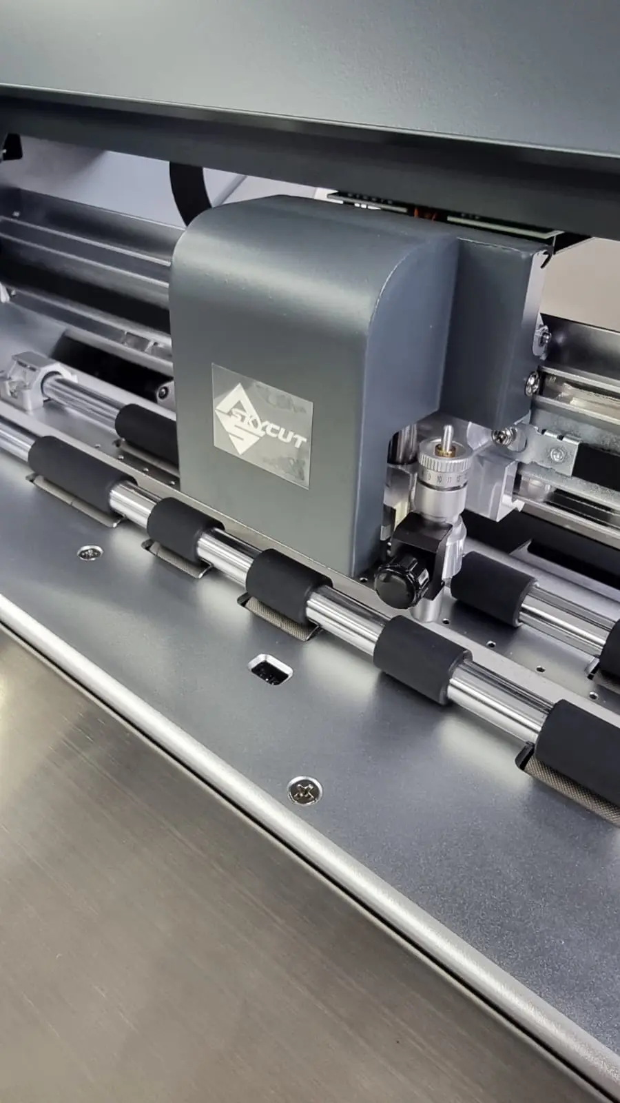 PLOTTER DE CORTE SKYCUT TAMAÑO A3 MAX 4 CUCHILLA SIMPLE, MOTOR SERVO